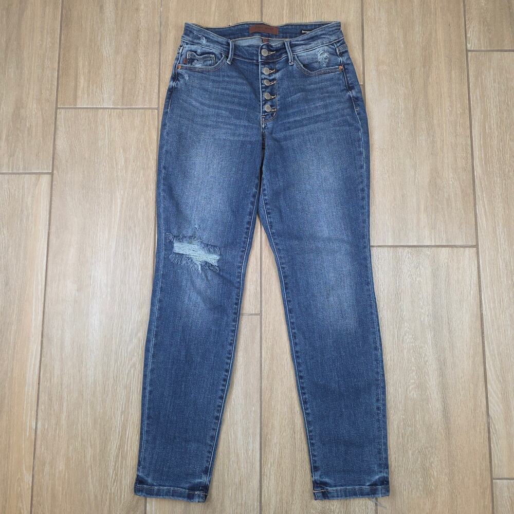 Judy Blue Boyfriend Fit Jeans Womens 3/26 Medium Wash Distressed Knee Button Fly